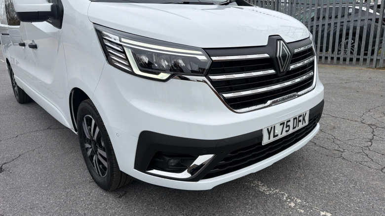 Renault Trafic Lwb Diesel LL30 Blue dCi 150 Extra Sport [Safety] Crew Van